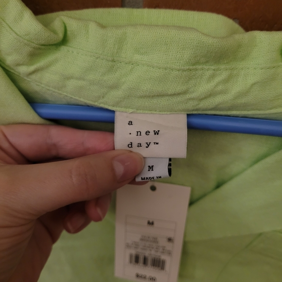 A New Day Lime Green Women's Button-Up Short Sleeve Top - Picture 5 of 6